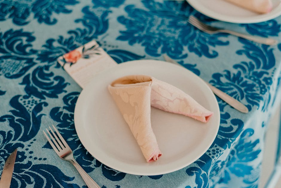 90 x 132 Table Linens Buyer's Guide: Size, Fabric & Quality