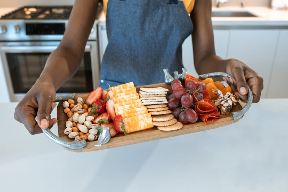 Antique Serving Platters: A Buyer's Guide to Selection