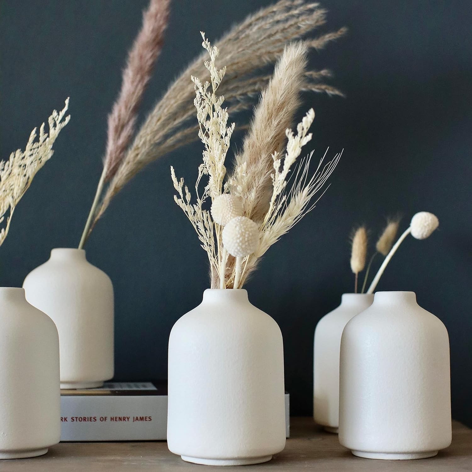 Carrot's Den Set of 6 White Mini Ceramic Bud Vases